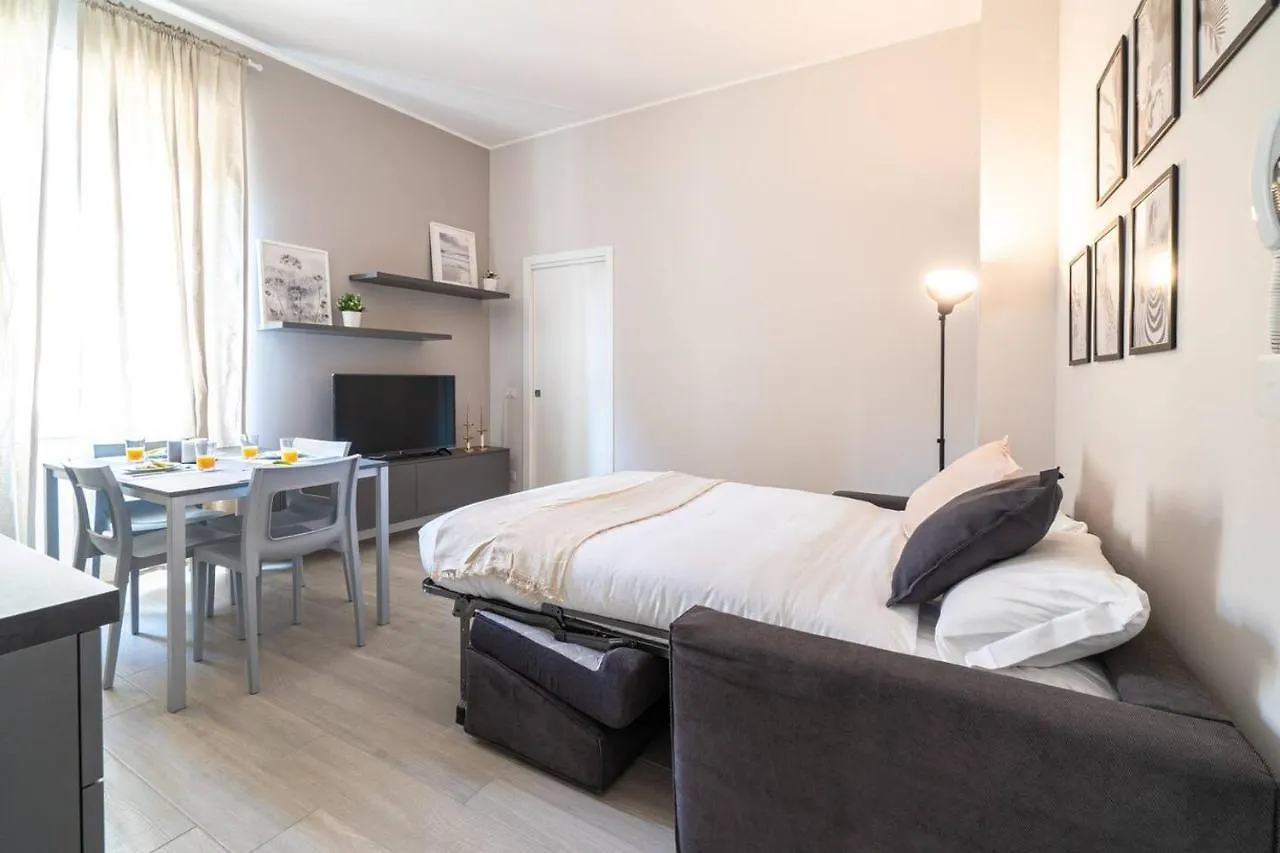 Easylife - Accogliente Residenza A Due Passi Dal Duomo Apartamento Milão 0*,