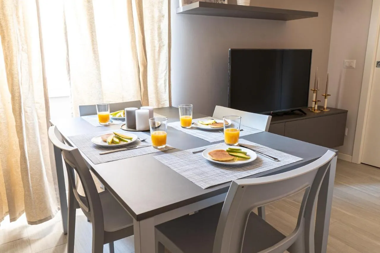 Easylife - Accogliente Residenza A Due Passi Dal Duomo Apartment Milan