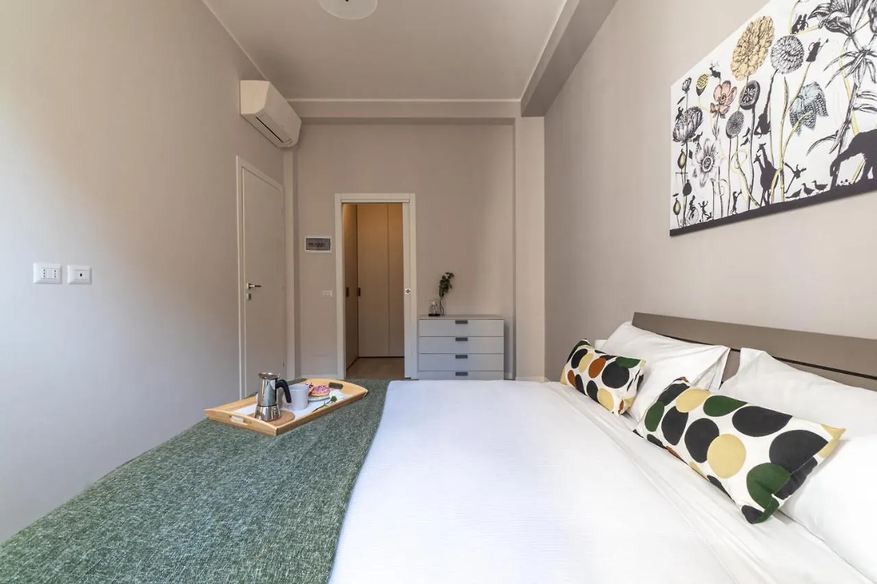 Easylife - Accogliente Residenza A Due Passi Dal Duomo Apartment Milan 0*,