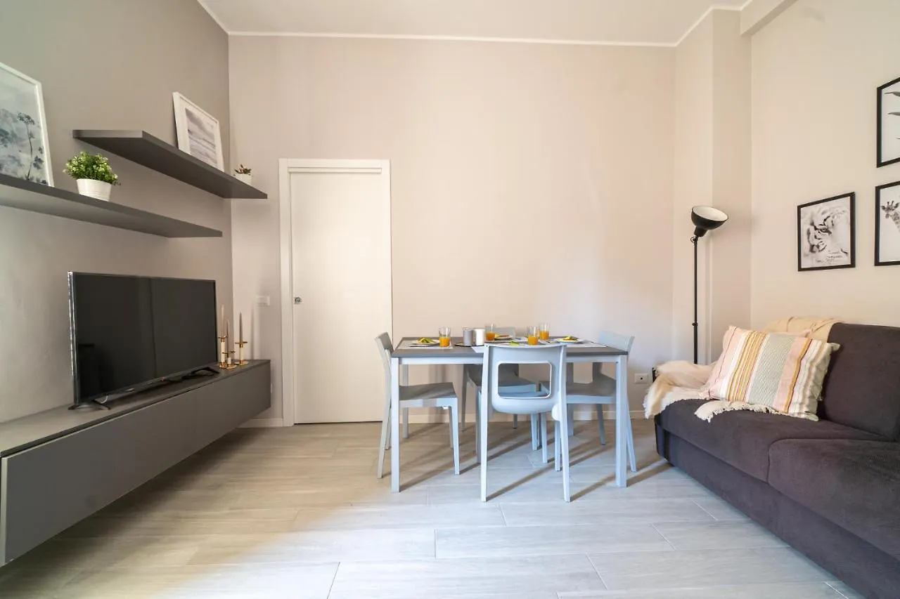 Easylife - Accogliente Residenza A Due Passi Dal Duomo Apartment Milan Italy
