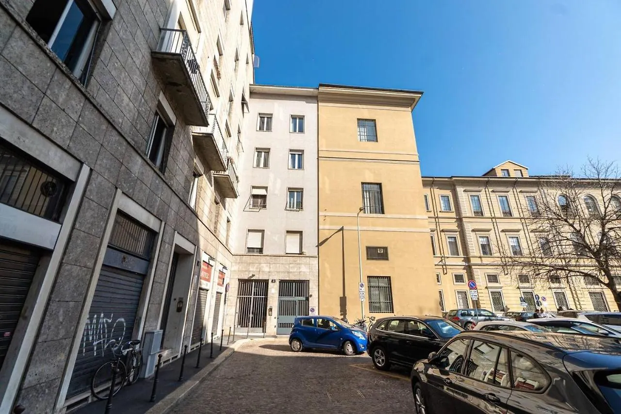 Easylife - Accogliente Residenza A Due Passi Dal Duomo Apartment Milan
