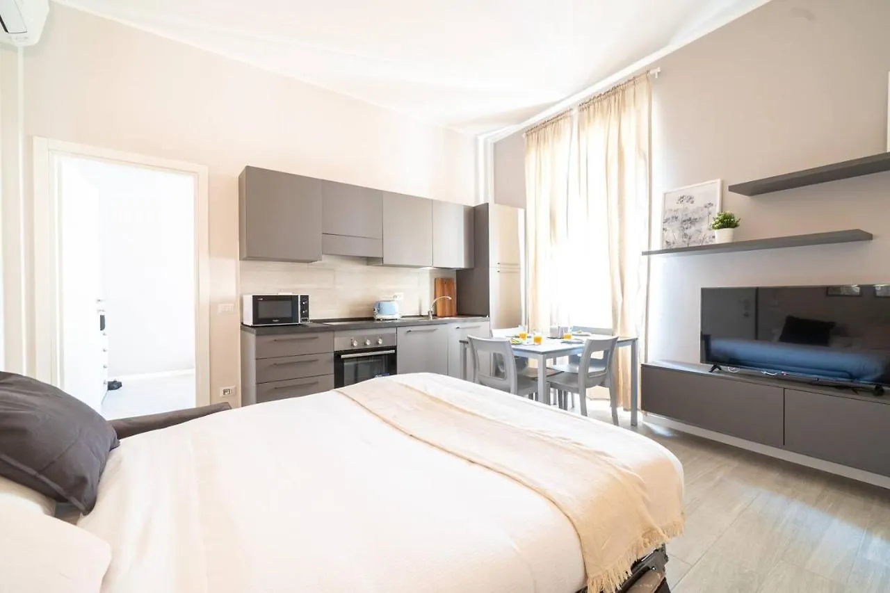 Easylife - Accogliente Residenza A Due Passi Dal Duomo Apartment Milan